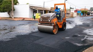 Prefeitura entrega nove vias com novo asfalto na Capital