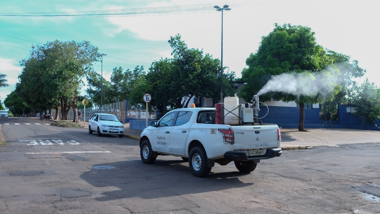 Fumacê reforça combate ao Aedes em 20 bairros de Campo Grande